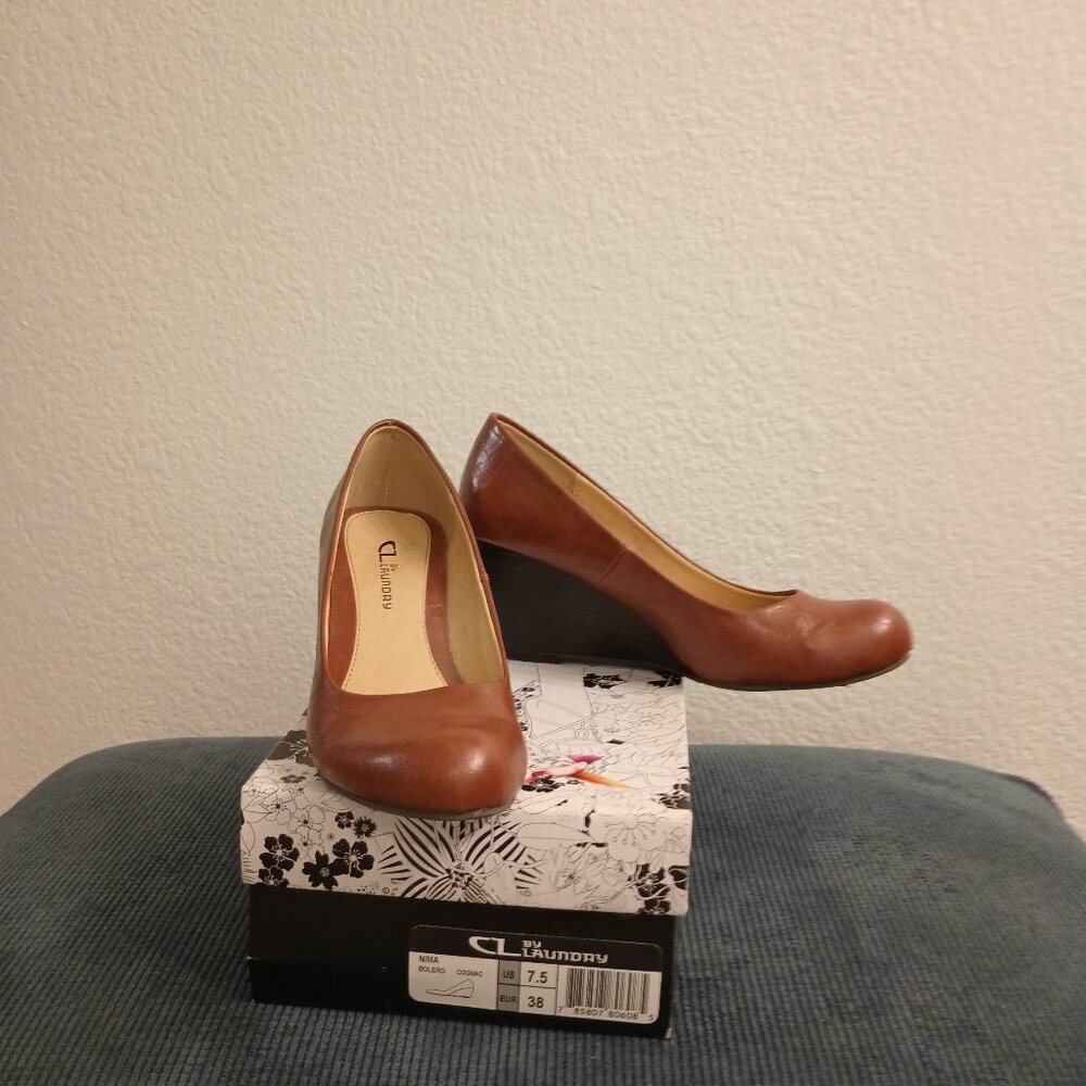 Chinese Laundry Leather Wedge Pumps